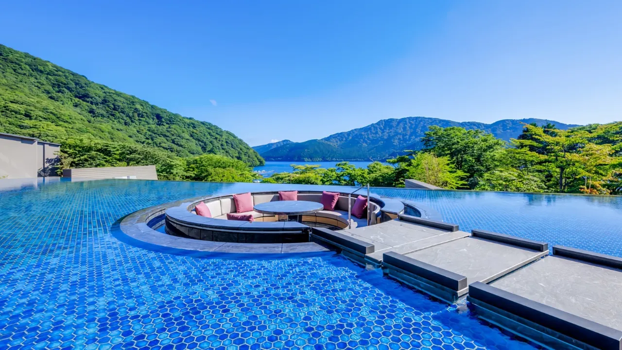 箱根・芦ノ湖 はなをり