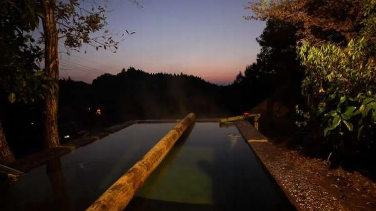 旅館こうの湯