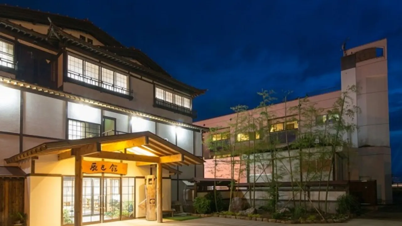 辰巳館